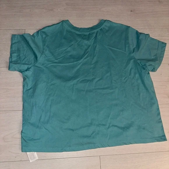 Disney parks Magic Every Day tshirt - Picture 4 of 4